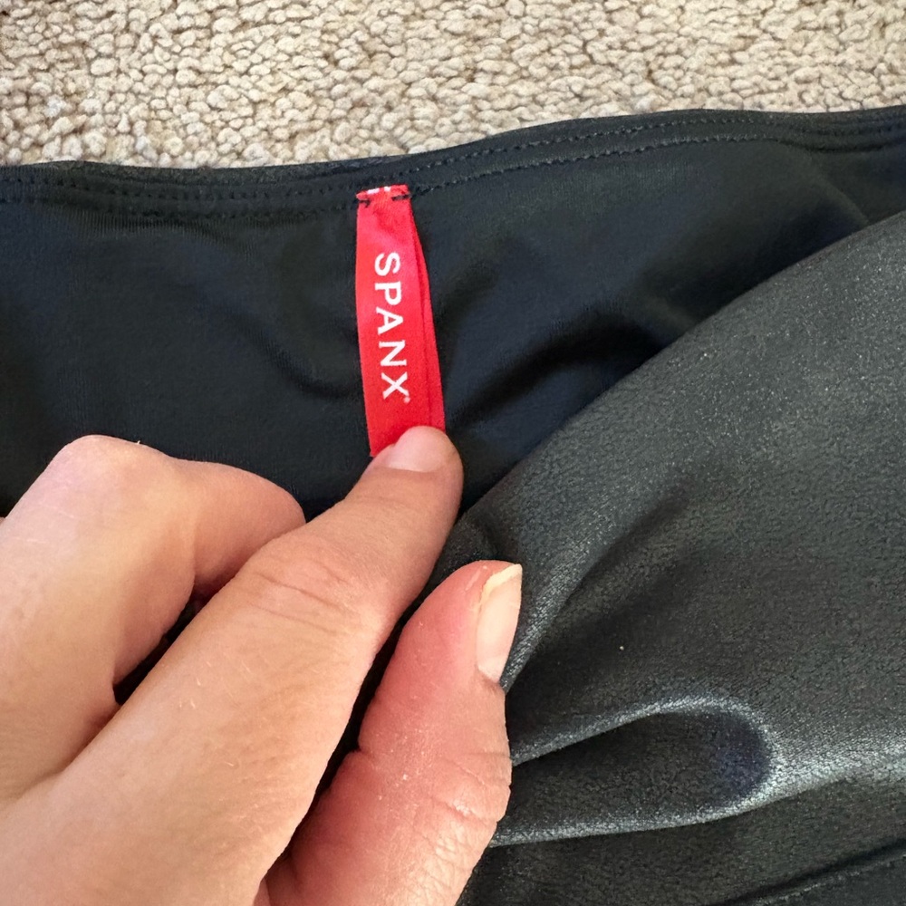 SPANX  Faux leather Black Leggings - Picture 3 of 5
